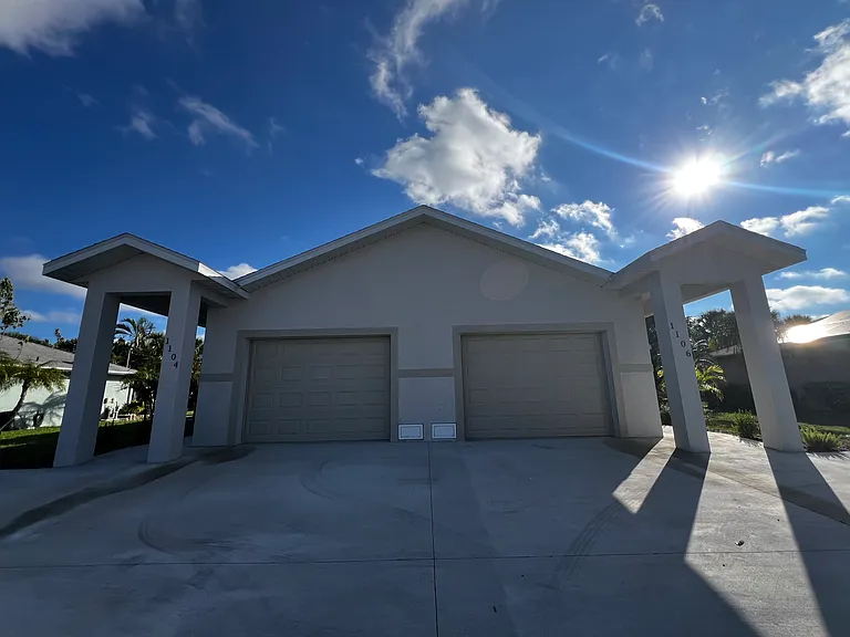 1106 Cape Coral Pkwy W — Photo 1