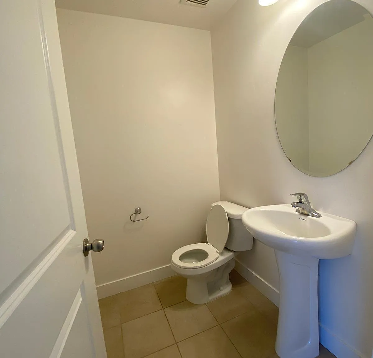 4 bed, 2.5 bath, 2970 sqft, $2,695 — Photo 3