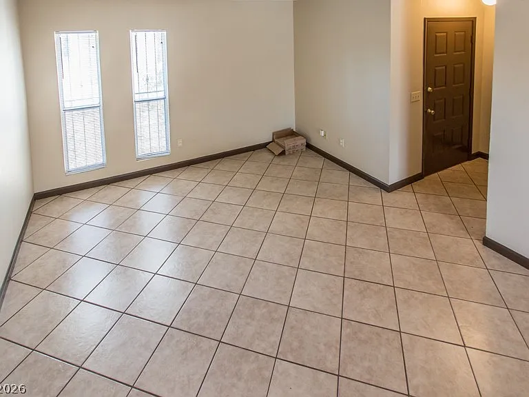 588 Sellers Pl #588 — Photo 6
