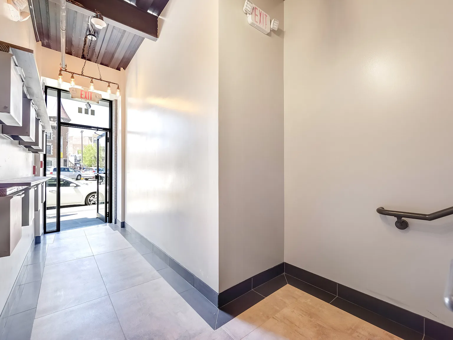684 Main Ave - The Viga — Photo 4