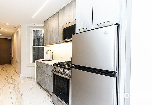2nd image of 130 Graham Ave #4A