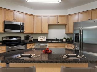 125 Edgemere Rd APT 306, Boston, MA 02132