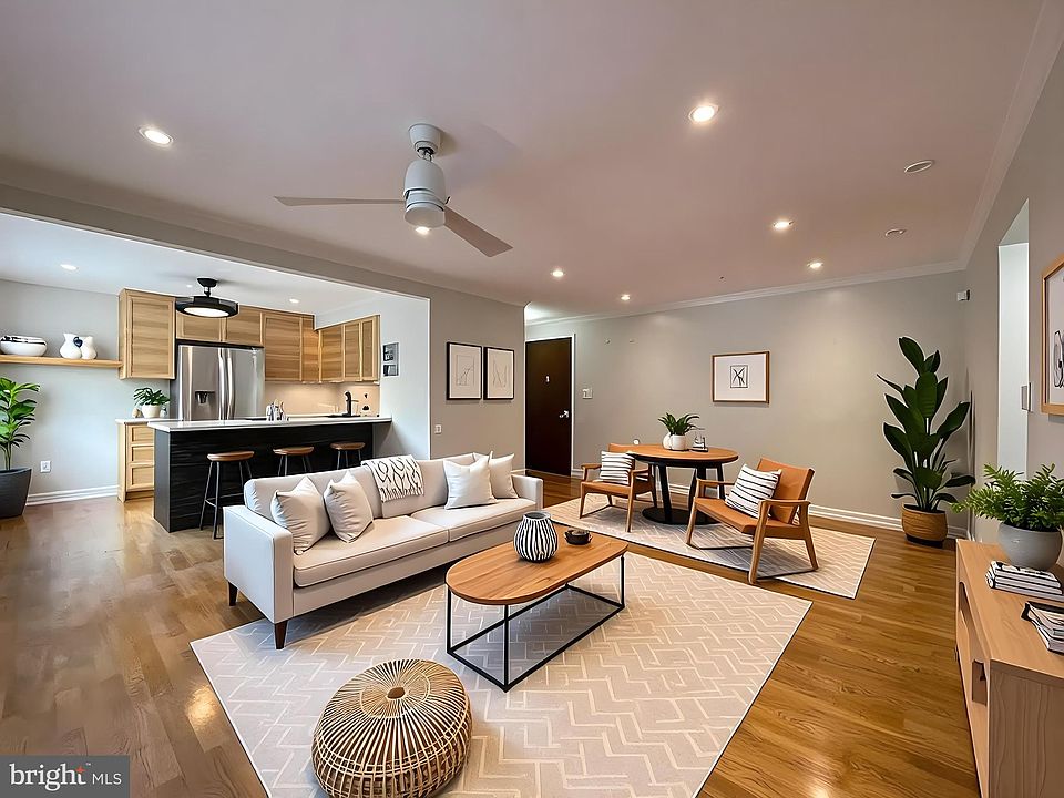 1st image of 2725 39th St NW APT 209