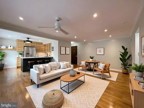 2725 39th St NW APT 209, Washington, DC 20007