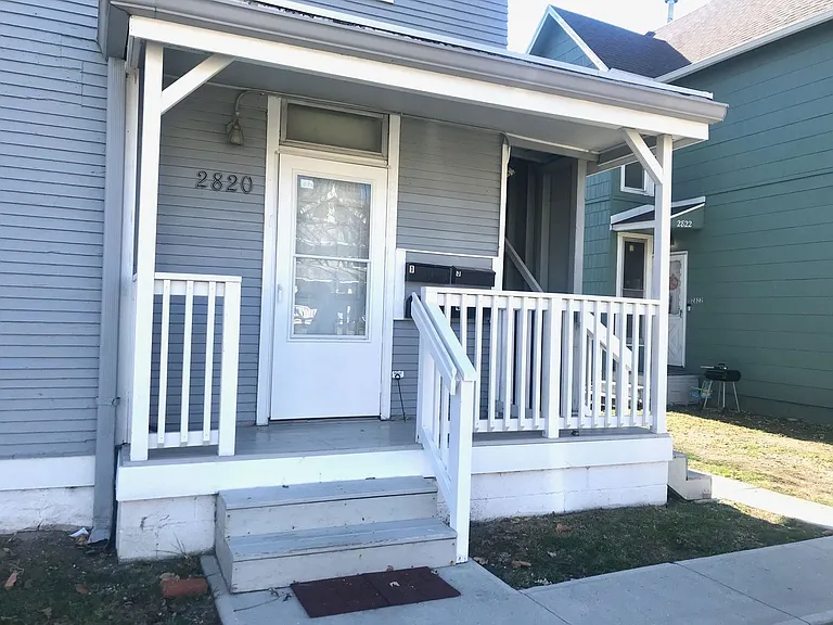 2820 Cottage Grove Ave — Photo 3