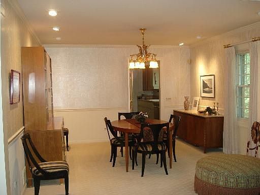 4th image of 10 Court Of Wilmington