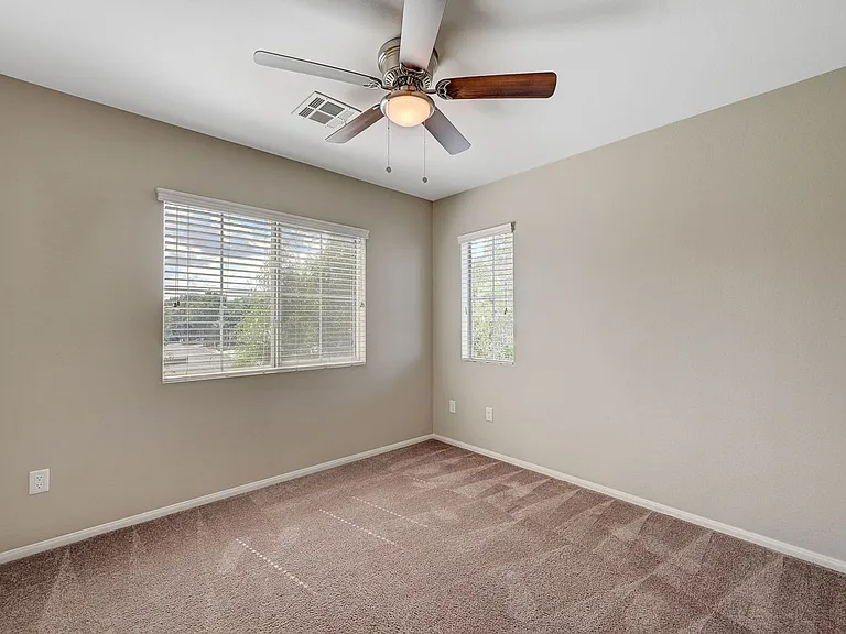 10420 September Flower St — Photo 35