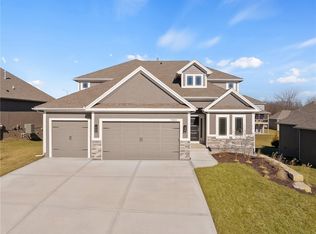 7004 NE 102nd Ct, Kansas City, MO 64156