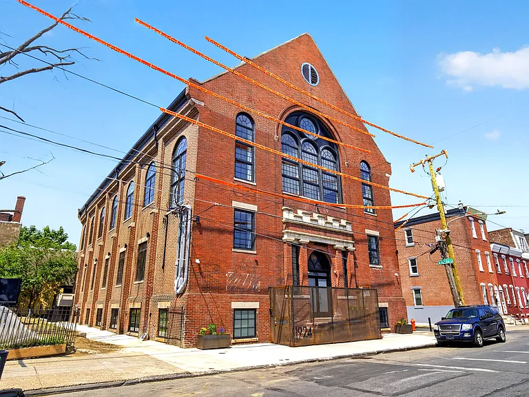 Clearfield Lofts — Photo 4
