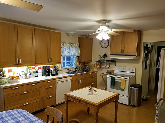 Kitchen with cork floor