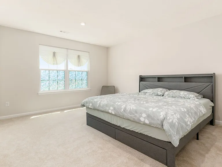 28 Royal Palm Ct #1 — Photo 42