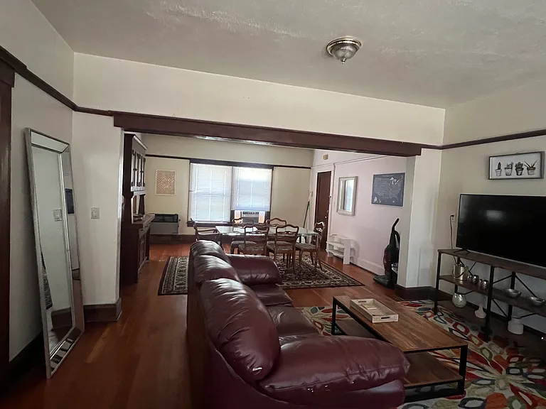 1927 D St #2 — Photo 4