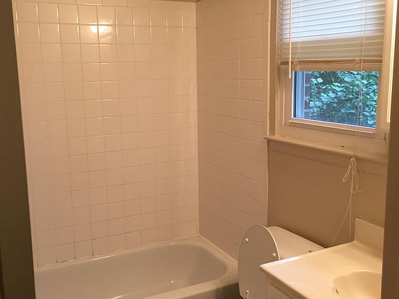 5th image of 1717 Elbert Dr
