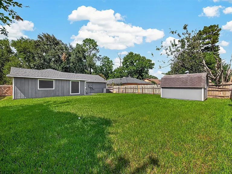 2714 S Brompton Dr — Photo 40