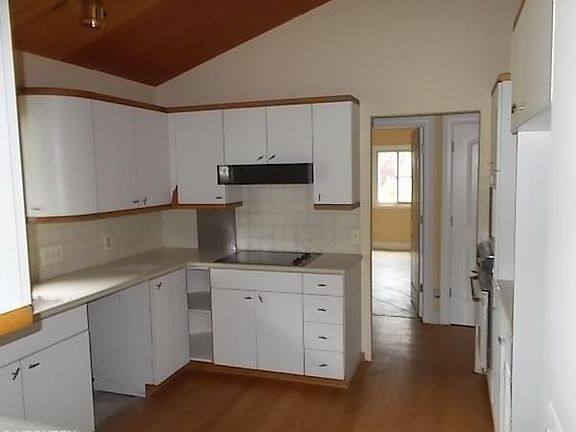 5th image of 24447 Albert Ln