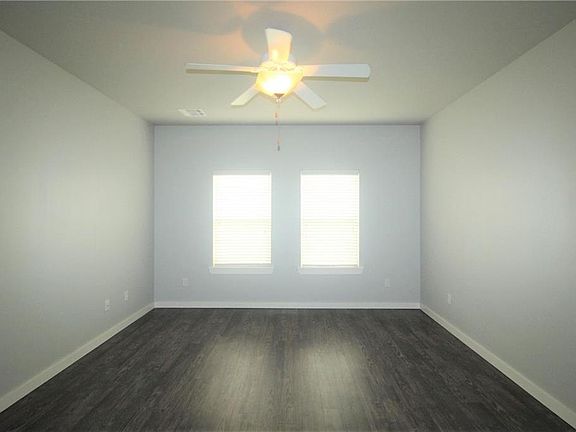 5th image of 17608 Hampton Park Dr