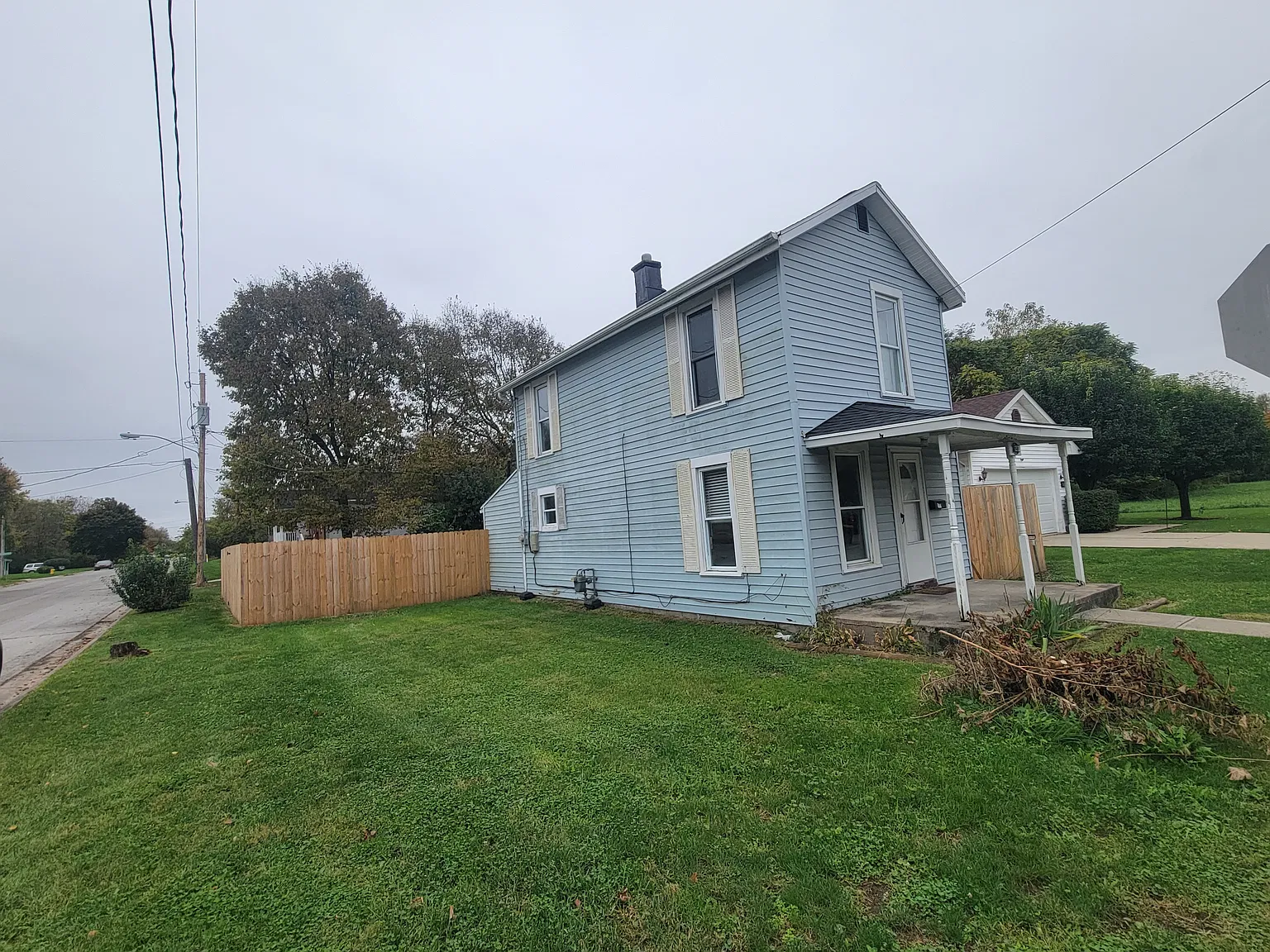 2 bed, 833 sqft, $1,100 — Photo 2
