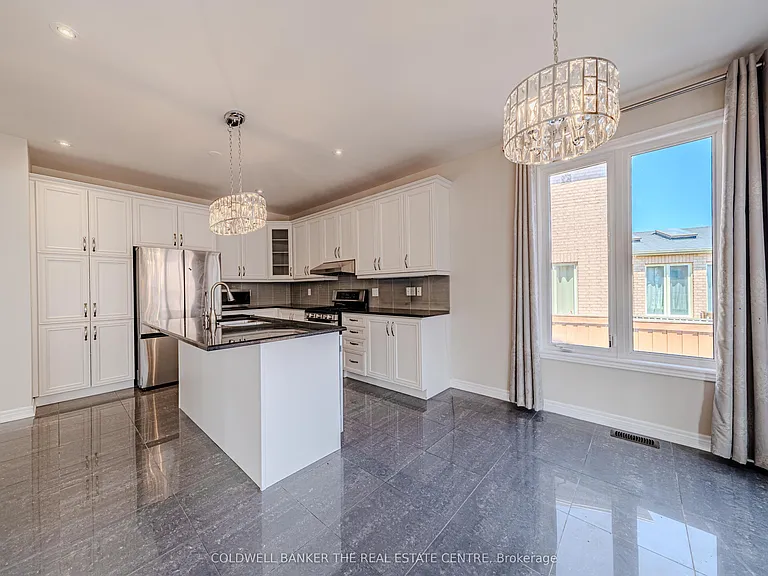 15 Military Ct — Photo 8