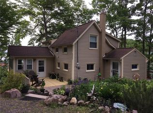 8203 Starling Rd, Wolcott, NY 14590