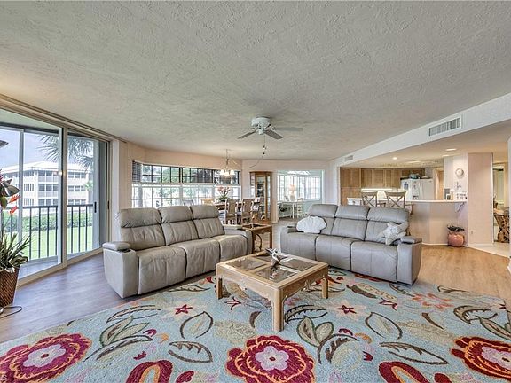 4th image of 3215 W Gulf Dr #202B