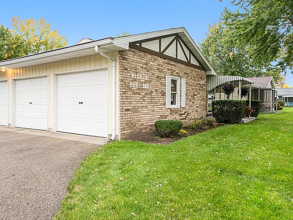 5th image of 905 Andover Ct SE