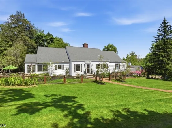 54 Blackberry Ln, Morris Twp., NJ 07960