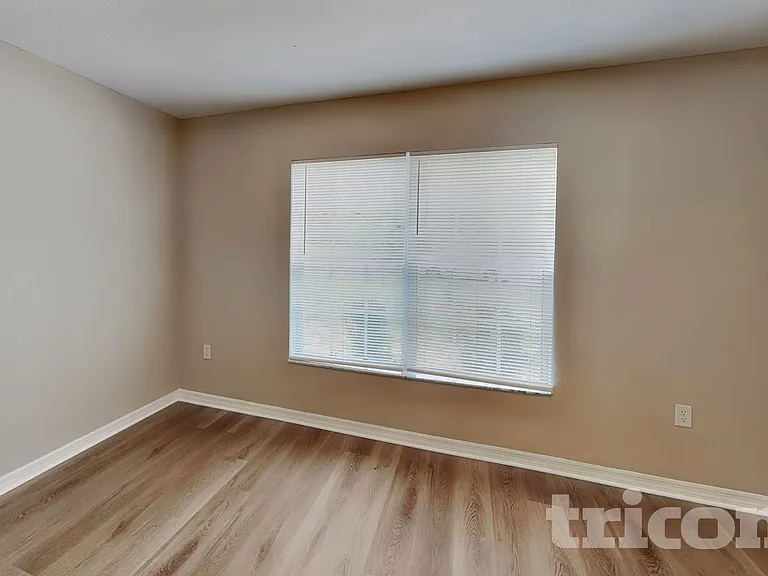 8 Matricaria Ct — Photo 14