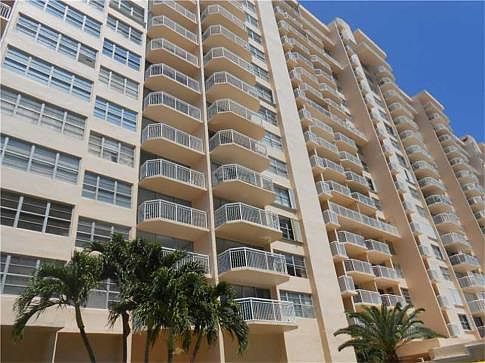 1st image of 18061 Biscayne Blvd #6022