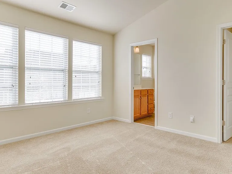 412 River Park Rd — Photo 22