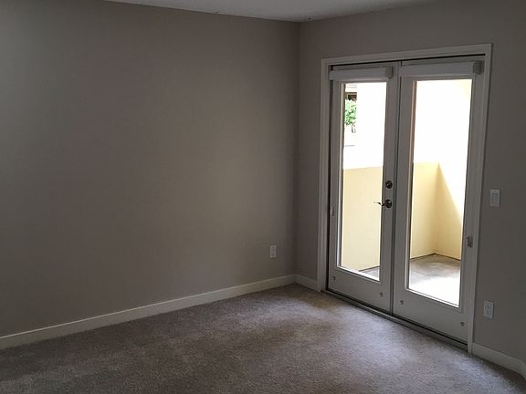 4th image of 1260 Cleveland Ave #126