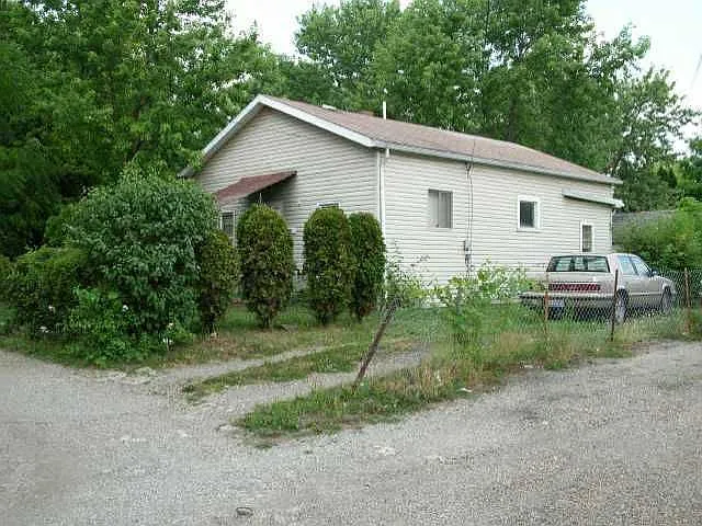 1454 E Harvard Ave photo 1