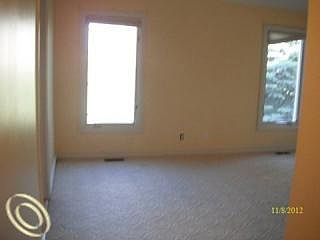 5th image of 15155 Meadowfield Dr