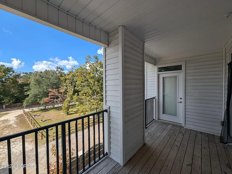 5630 Lucas Ct #102 — Photo 22