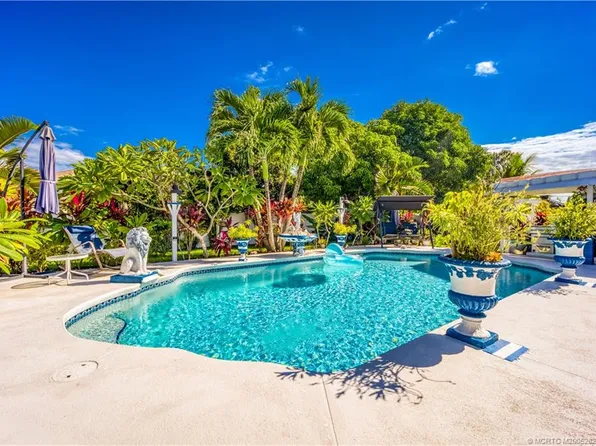 1757 SW Alberca Ln, Port Saint Lucie, FL 34953