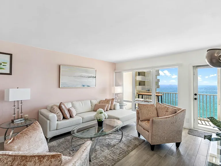 750 N Ocean Blvd #1507 — Photo 11