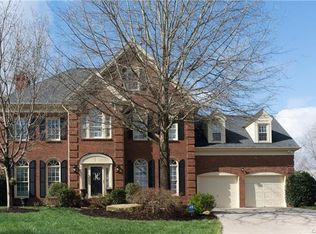 4600 Jamesville Dr, Matthews, NC 28105