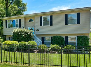 1510 N Poplar Ave, Round Lake Beach, IL