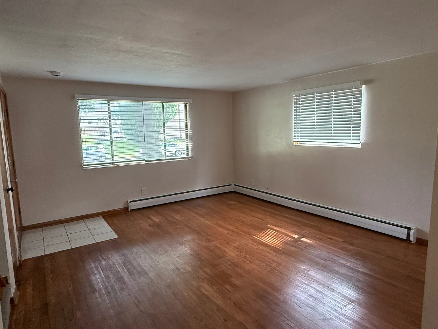 2603 Smith Dr — Photo 2