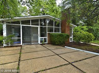 11812 Ivanhoe St, Silver Spring, MD 20902