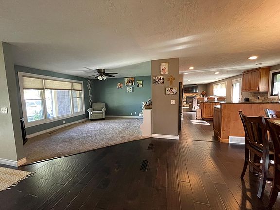 3rd image of 1616 Pinewood Dr