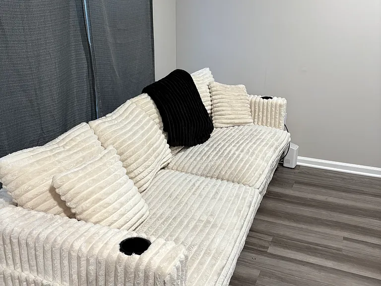 30 River Chase Dr #9 — Photo 8
