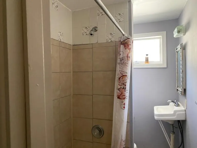 59 Rogge St — Photo 7