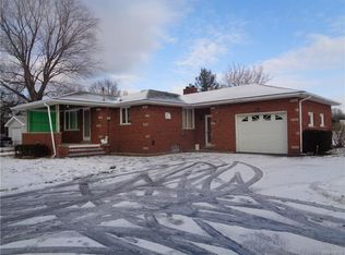 4589 Creek Rd, Lewiston, NY 14092