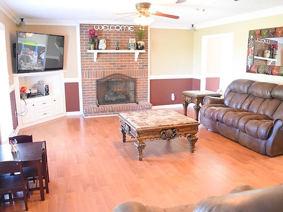 4th image of 18 Woody Acres Dr