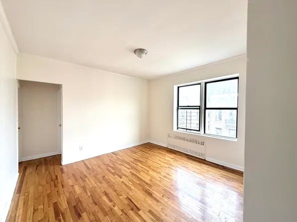 612 West 137th Street image 4 of 7