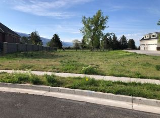 880 E Hollyhock Cir, Fruit Heights, UT 84037