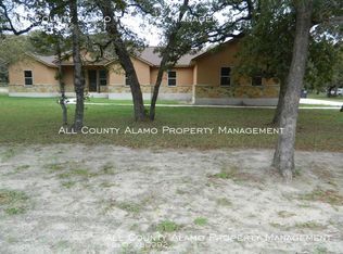 168 Champions Blvd, La Vernia, TX 78121