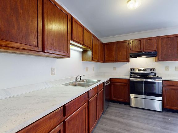 3rd image of 5308 Montague St #823e53183