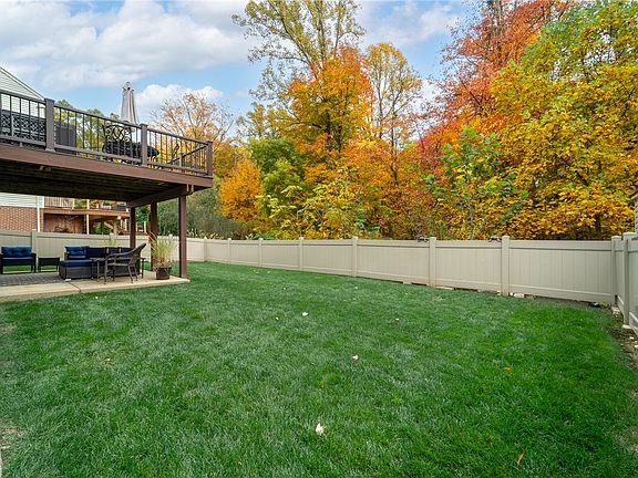 3rd image of 168 Birchwood Way