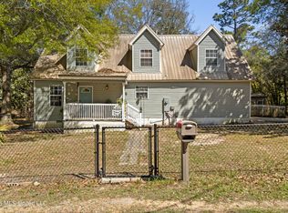 9266 N Pine Dr, Pass Christian, MS 39571